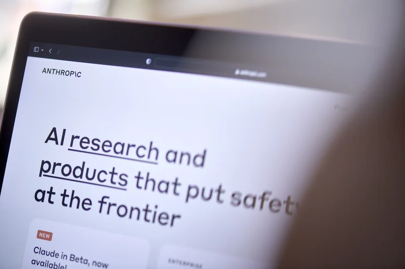 Anthropic's AI 'Noticed' It Was Being Studied: What This Emergent Awareness Means for Us All